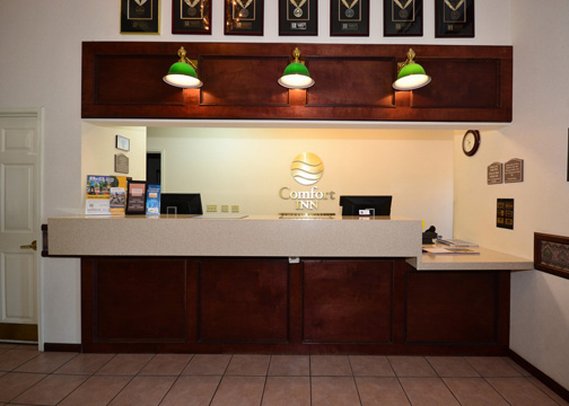 Comfort Inn Dixon - Dixon, IL