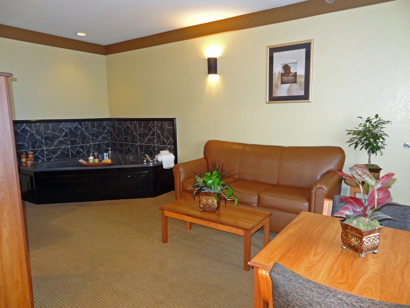 Best Western - Beeville, TX