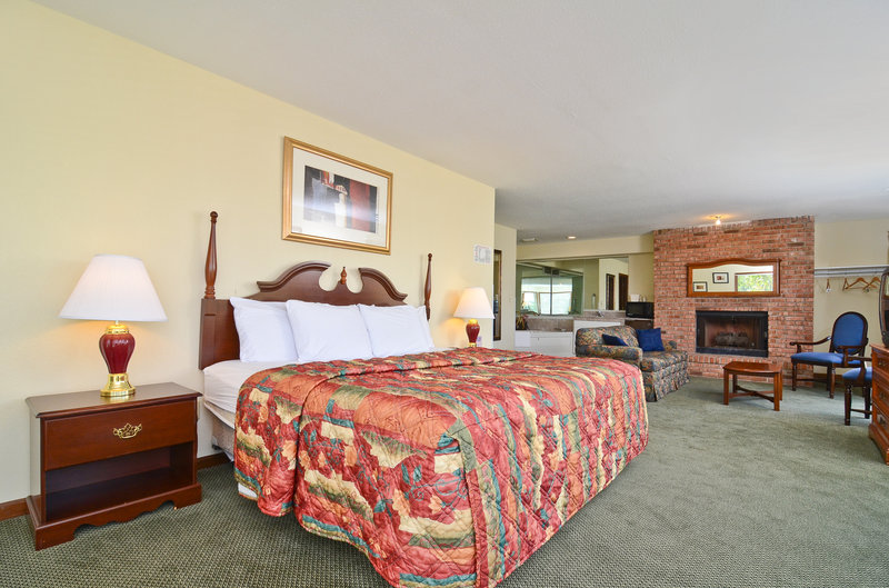 DAYS INN - Lake Saint Louis, MO