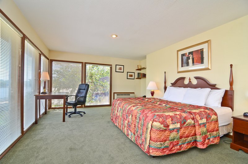 DAYS INN - Lake Saint Louis, MO