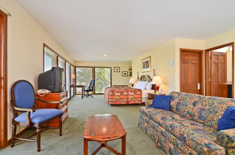 DAYS INN - Lake Saint Louis, MO