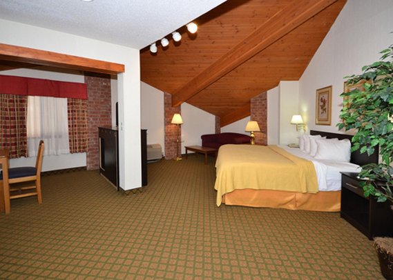 Quality Inn - Columbia City, IN