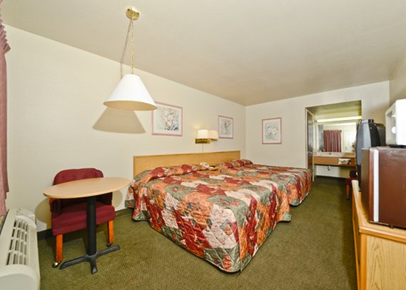 Quality Inn - Needles, CA