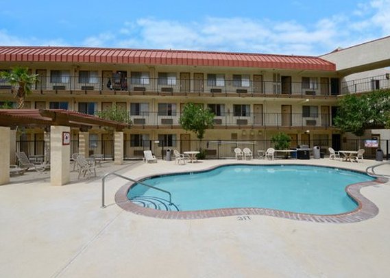 Quality Inn - Needles, CA