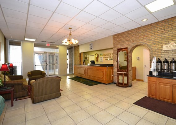 Quality Inn And Conference Cen - Franklin, PA