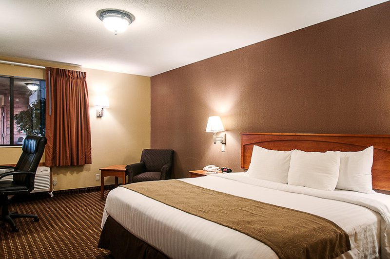 Best Western Plus - Canton, OH