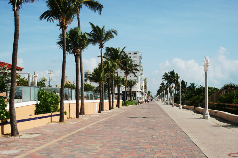 Ramada Hollywood Beach Resort Hotel - Hollywood, FL