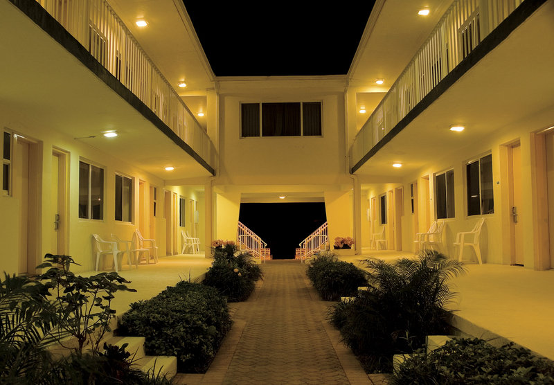Oceanfront Resort - Bay Harbor Islands, FL