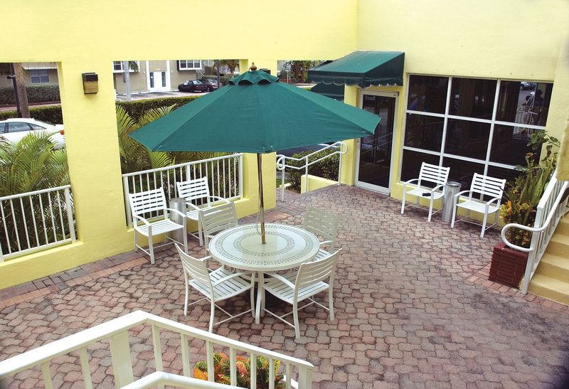 Oceanfront Resort - Bay Harbor Islands, FL