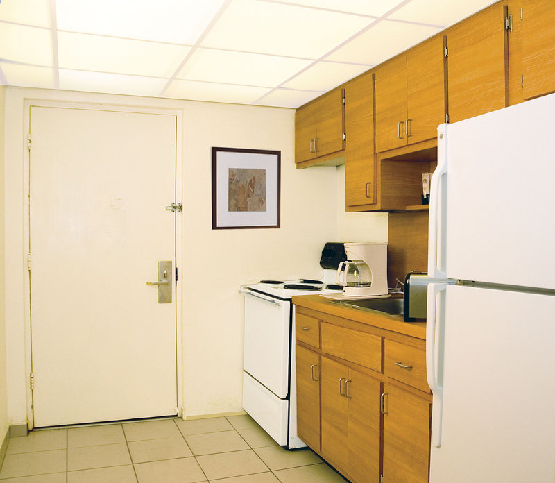 Oceanfront Resort - Bay Harbor Islands, FL