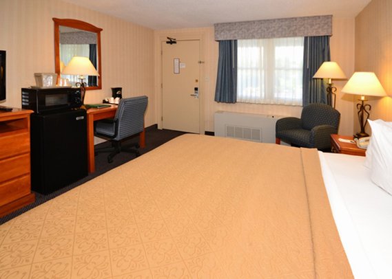 Quality Inn Raynham - Raynham, MA