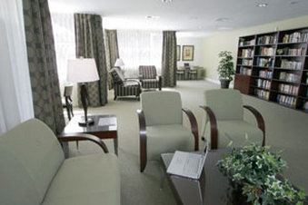 Oakwood at Costa Mesa - Lobby