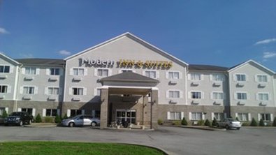 Baymont Inn & Suites Lawrenceburg - Lawrenceburg, IN