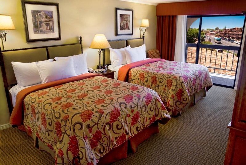 Best Western Plus Arroyo Roble Hotel & Creekside Villas - Sedona, AZ