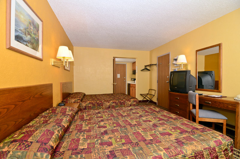 Americas Best Value Inn - Centralia, IL