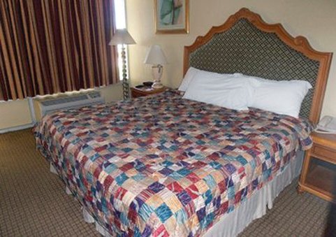 Econo Lodge - Conroe, TX