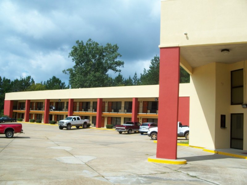 Americas Best Value Inn - Brandon, MS