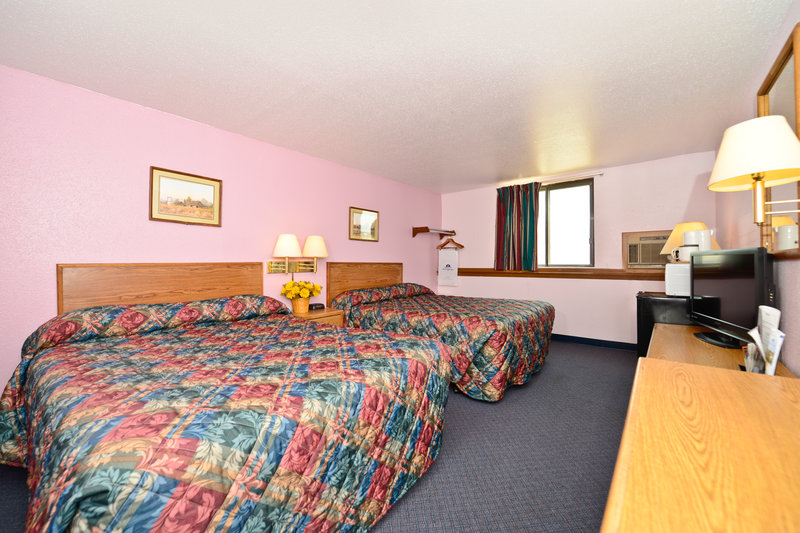 Americas Best Value Inn - McPherson, KS