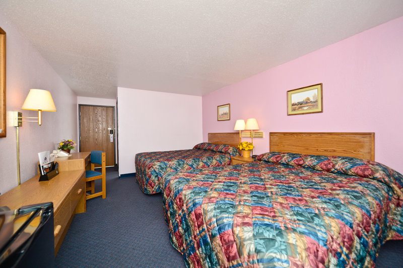 Americas Best Value Inn - McPherson, KS