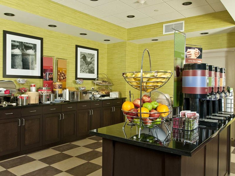 Hampton Inn - Augusta, ME