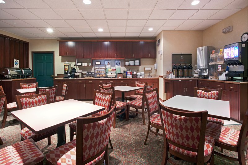Country Inn & Suites Kearney