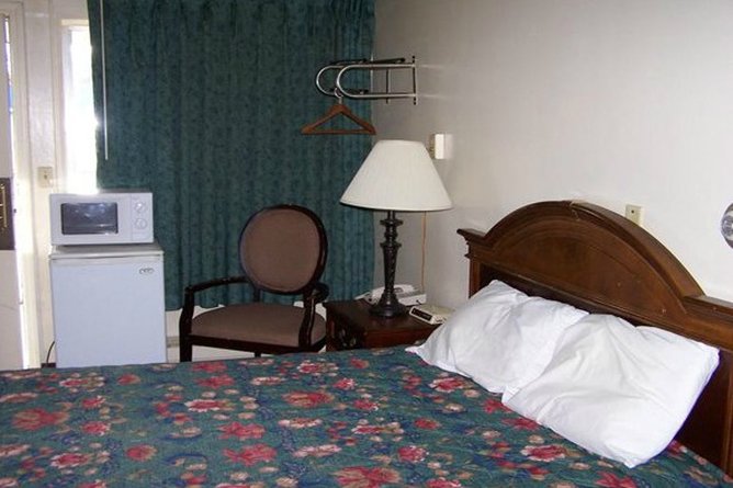 Delta Motel - Bay City, MI