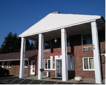 Colonial Inn Motel - Mercer, PA