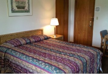 Colonial Inn Motel - Mercer, PA
