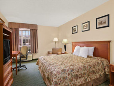 Holiday Inn Express-Hampton - Hampton, VA
