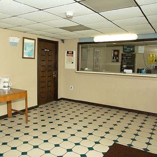 Clover Motel - Maple Shade, NJ