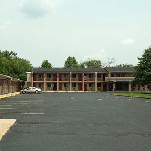 Clover Motel - Maple Shade, NJ