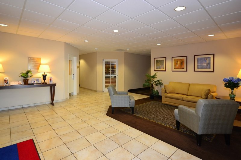 Candlewood Suites Pearl - Pearl, MS