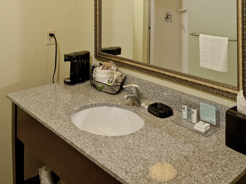 Hampton Inn - Augusta, ME