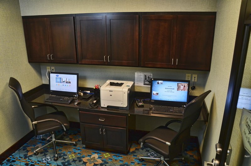 Hampton Inn-Sharon - West Middlesex, PA
