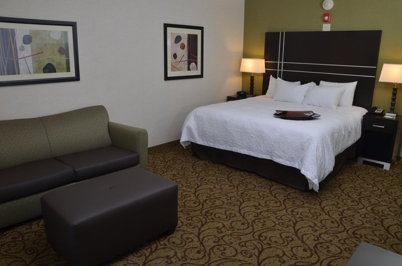 Hampton Inn-Sharon - West Middlesex, PA