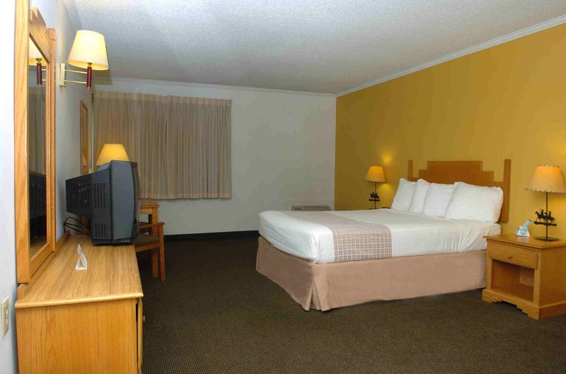 Yellowstone Pioneer Lodge - Livingston, MT