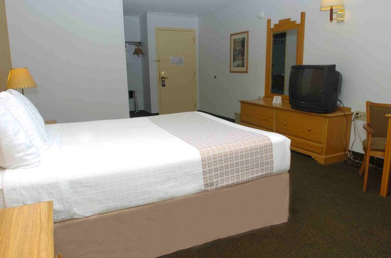 Yellowstone Pioneer Lodge - Livingston, MT