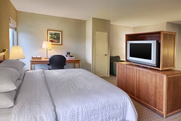 Quailty Inn & Suites Baymeadows - Jacksonville, FL