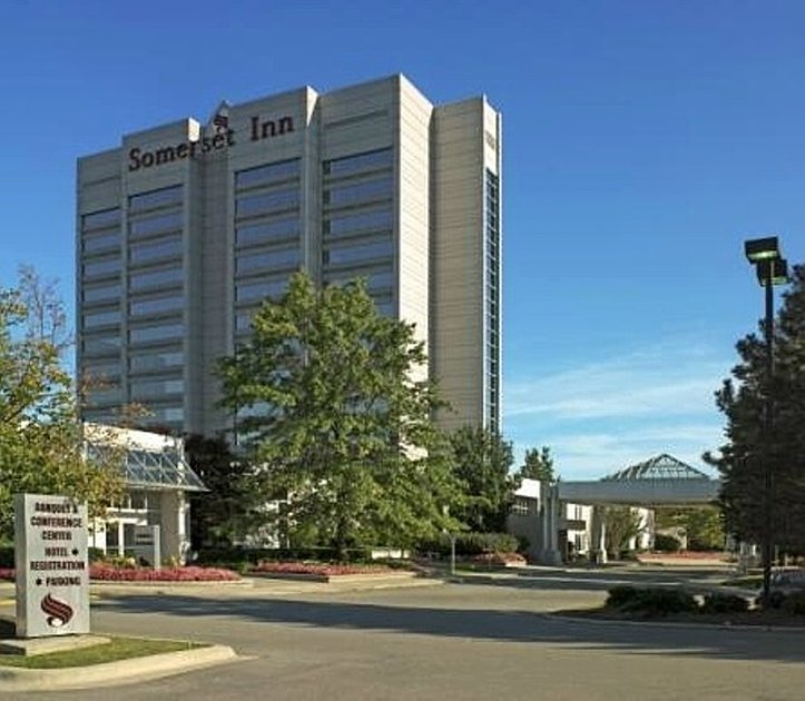 Somerset Inn - Troy, MI