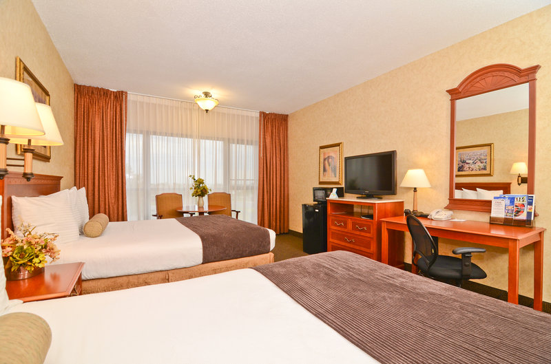 Best Western Plus-Kelly Inn - Omaha, NE