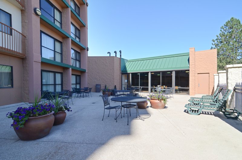 Best Western Plus-Kelly Inn - Omaha, NE