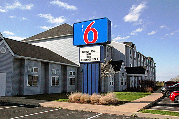 Motel 6 - Huron, OH