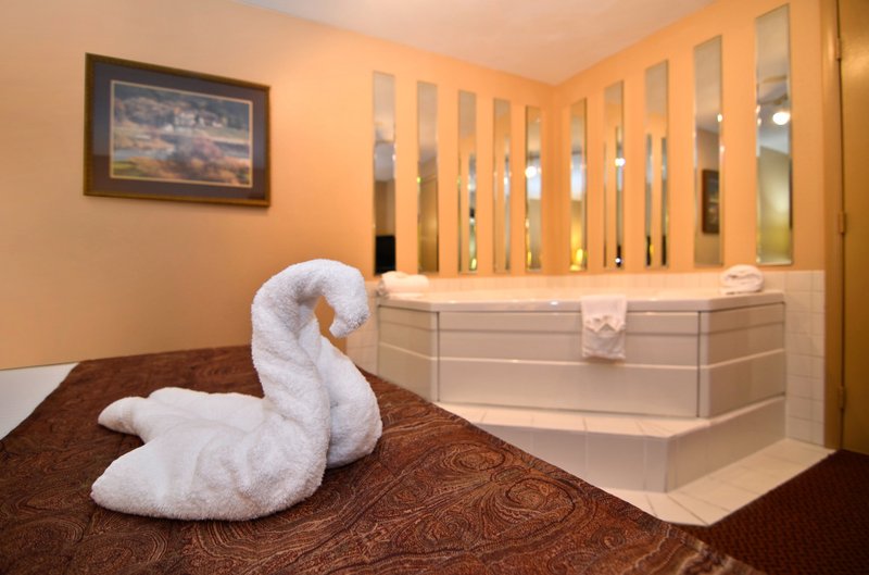 Best Western Plus - Branson, MO