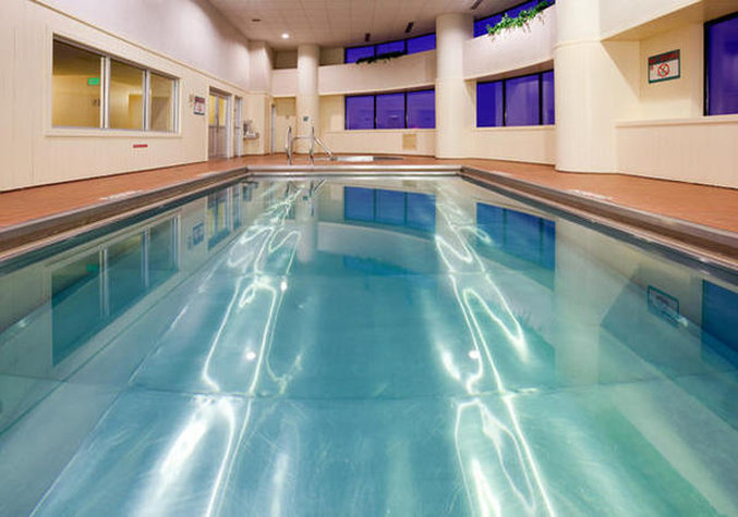 Comfort Suites Near Fairplex - San Dimas, CA