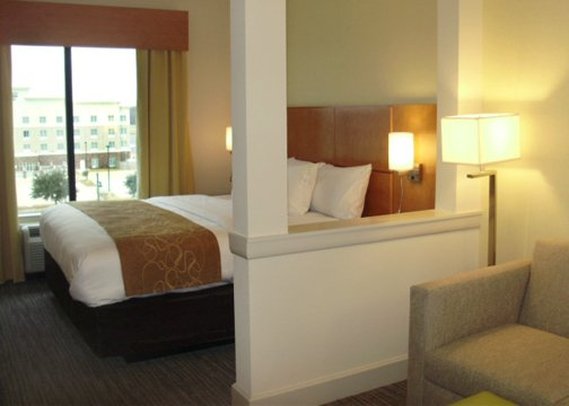 Comfort Suites - Bossier City, LA