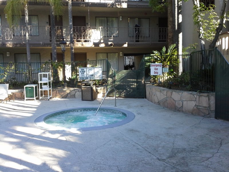 Park Inn - Covina, CA