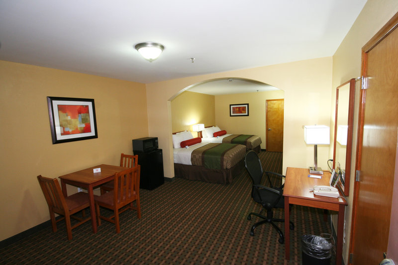 BEST WESTERN PLUS Edinburg Inn & Suites - Edinburg, TX