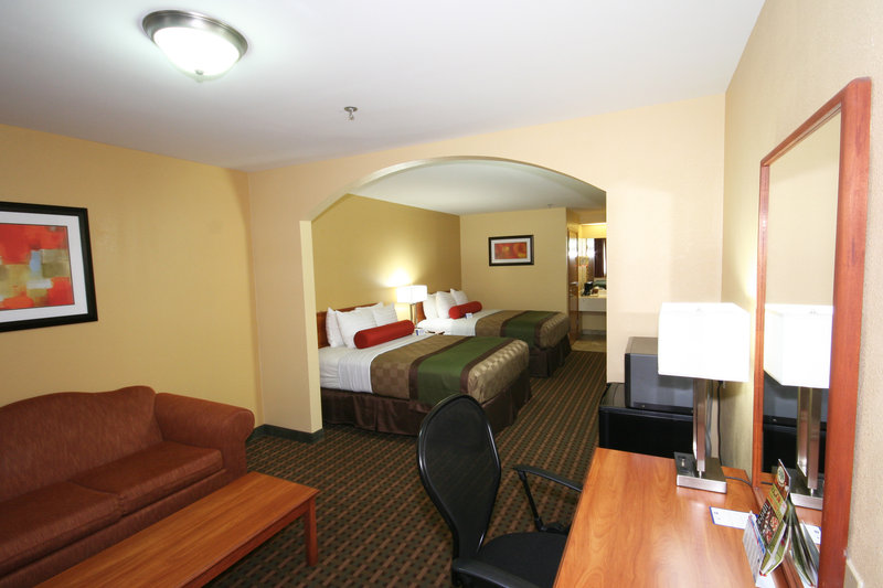 BEST WESTERN PLUS Edinburg Inn & Suites - Edinburg, TX