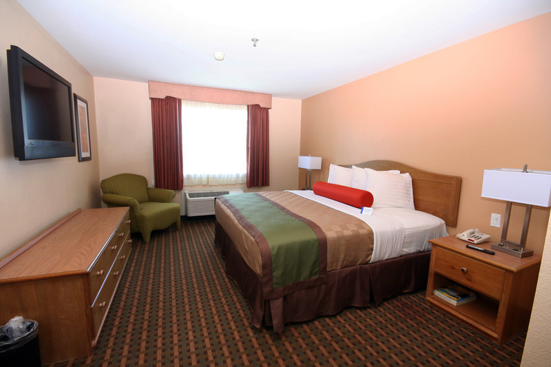BEST WESTERN PLUS Edinburg Inn & Suites - Edinburg, TX