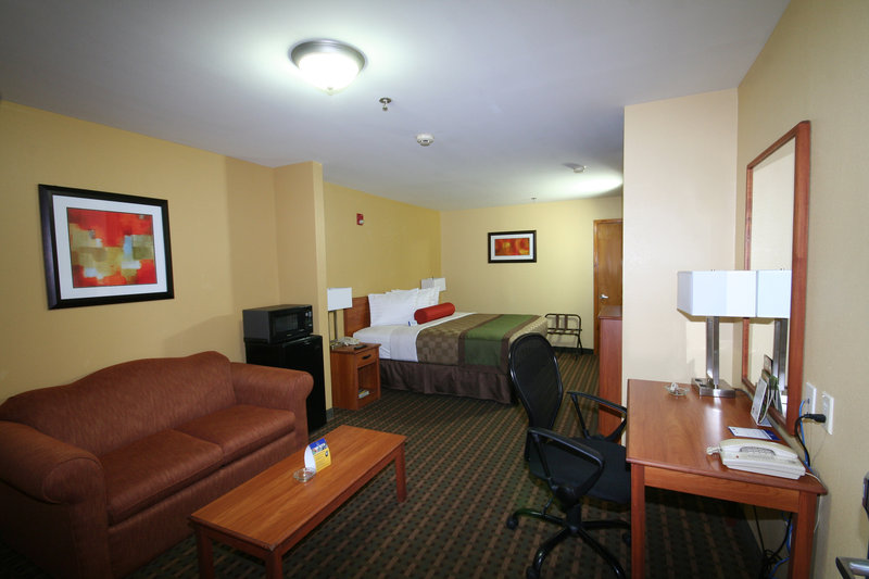 BEST WESTERN PLUS Edinburg Inn & Suites - Edinburg, TX